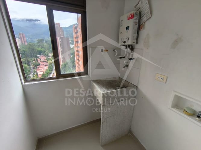 Apartamento de 3 alcobas en arriendo en Loma De La Doctora, Sabaneta, 72 m² · foto 7 de 8