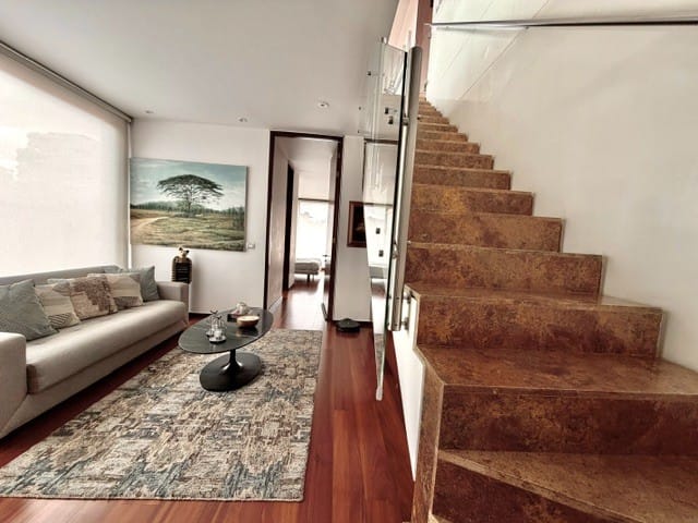 Apartamento de 2 alcobas en venta en Chicó Reservado, Bogotá, 153 m² · foto 10 de 19