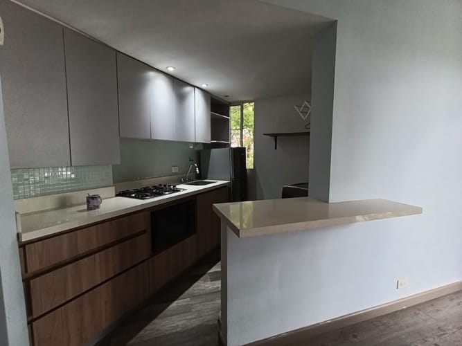 Apartaestudio en arriendo en Loma Del Escobero, Envigado, 39 m² · foto 3 de 20