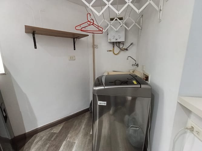Apartaestudio en arriendo en Loma Del Escobero, Envigado, 39 m² · foto 8 de 20