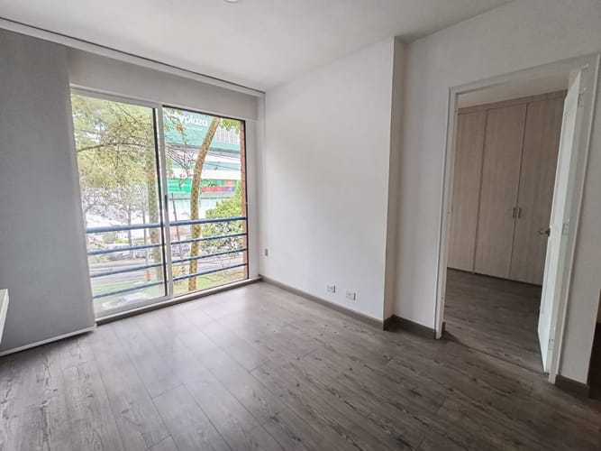 Apartaestudio en arriendo en Loma Del Escobero, Envigado, 39 m² · foto 12 de 20