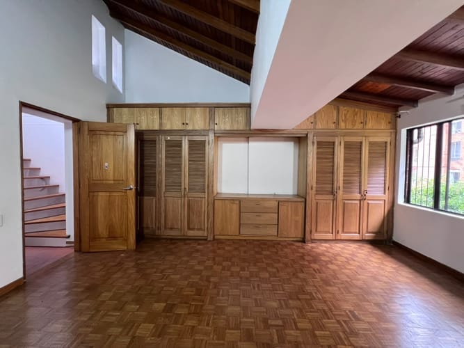 Casa de 2 alcobas en arriendo en El Poblado, Medellín, 138 m² · foto 9 de 17
