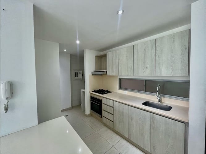 Apartamento de 3 alcobas en venta en Buenavista, Barranquilla, 107 m² · foto 3 de 14
