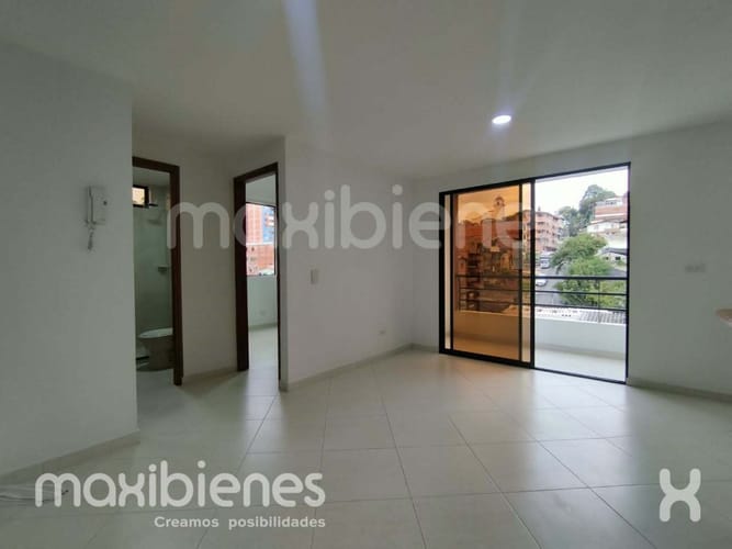 Apartamento de 2 alcobas en arriendo en Urbanizacion El Carmelo Ii Etapa, Medellín, 72 m² · foto 4 de 16