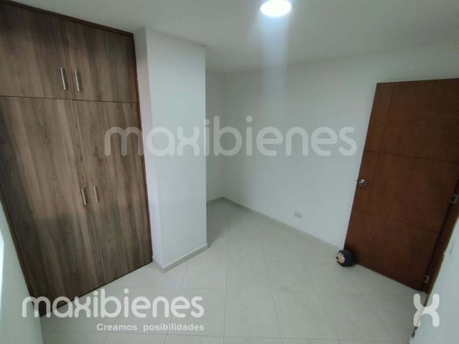 Apartamento de 2 alcobas en arriendo en Urbanizacion El Carmelo Ii Etapa, Medellín, 72 m² · foto 7 de 16