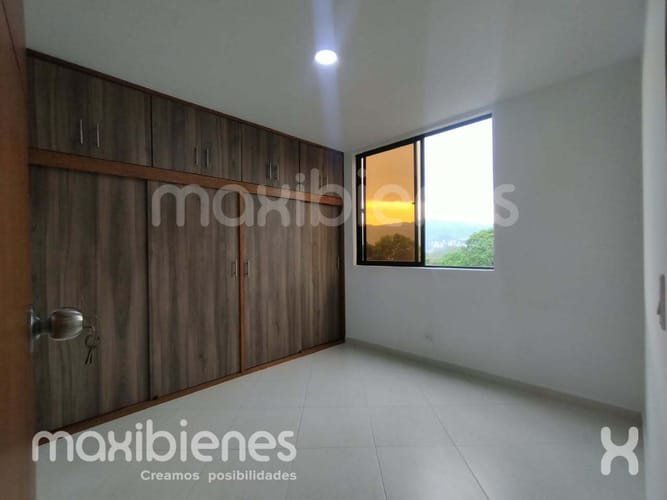 Apartamento de 2 alcobas en arriendo en Urbanizacion El Carmelo Ii Etapa, Medellín, 72 m² · foto 10 de 16