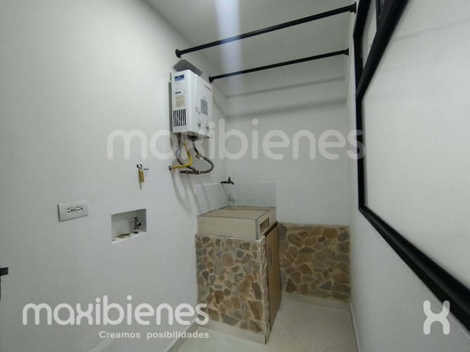 Apartamento de 2 alcobas en arriendo en Urbanizacion El Carmelo Ii Etapa, Medellín, 72 m² · foto 12 de 16