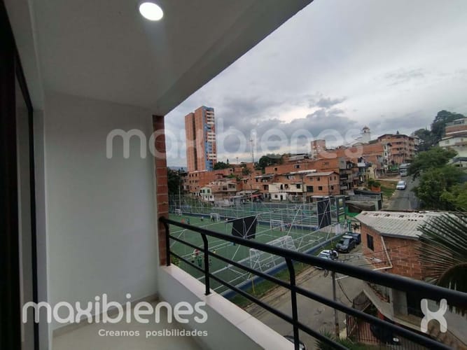 Apartamento de 2 alcobas en arriendo en Urbanizacion El Carmelo Ii Etapa, Medellín, 72 m² · foto 15 de 16