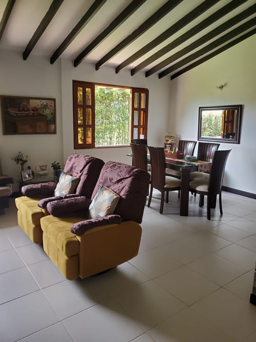Casa de 3 alcobas en venta en Pontezuela, Rionegro, 1350 m² · foto 3 de 24