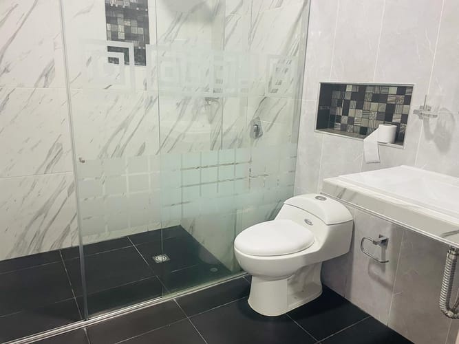 Casa de 5 alcobas en venta en Ub. Fenix, Jamundí, 250 m² · foto 21 de 24