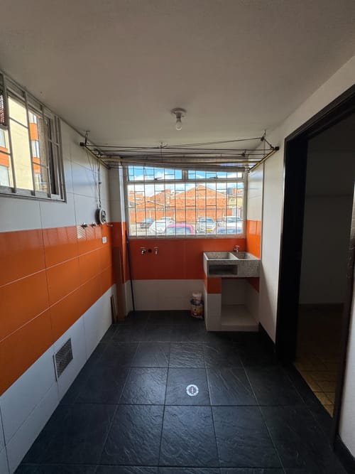 Apartamento de 1 alcoba en arriendo en La Floresta, Bogotá, 88 m² · foto 15 de 21