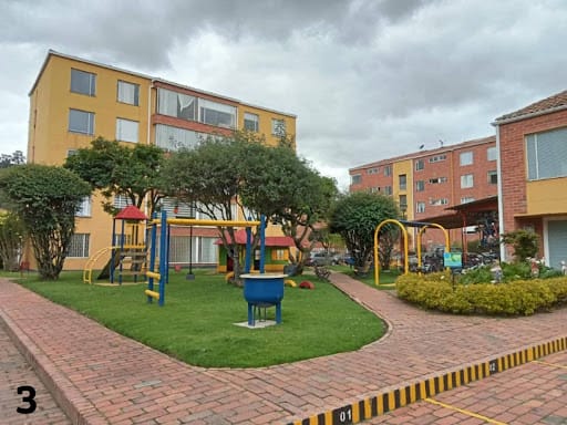 Apartamento de 3 alcobas en venta en El Pinar, Bogotá, 73 m² · foto 3 de 20