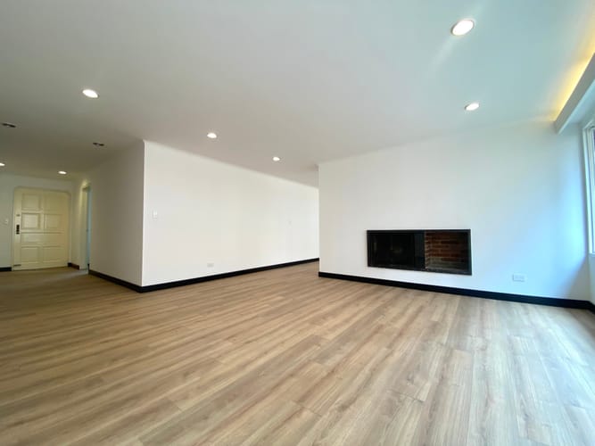 Apartamento de 3 alcobas en venta en Chapinero, Bogotá, 214 m² · foto 2 de 19