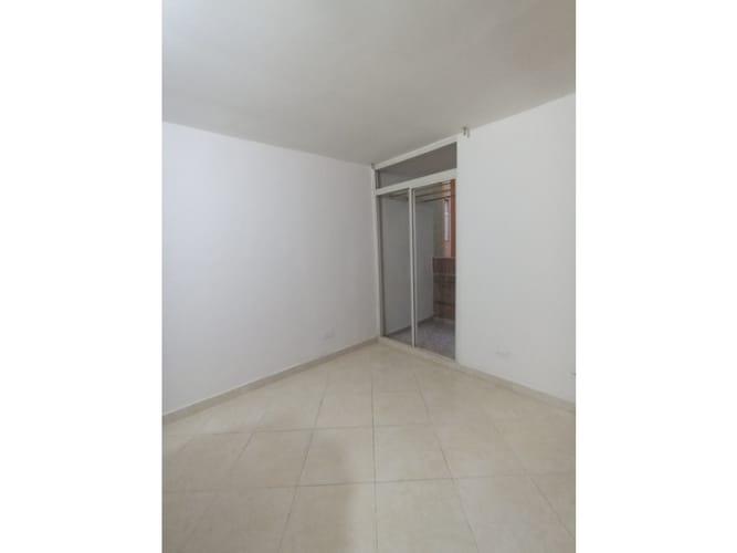 Apartamento de 2 alcobas en arriendo en Boston, Medellín, 67 m² · foto 8 de 22