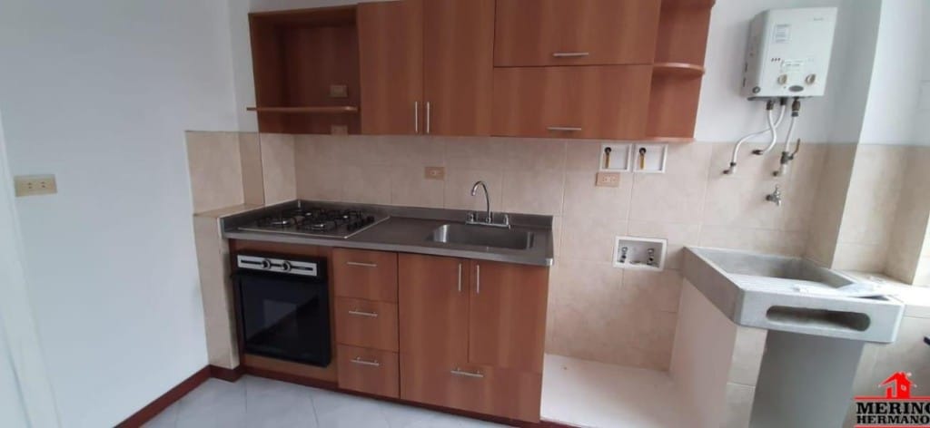 Apartamento de 2 alcobas en arriendo en Las Palmas, Medellín, 52 m² · foto 7 de 14
