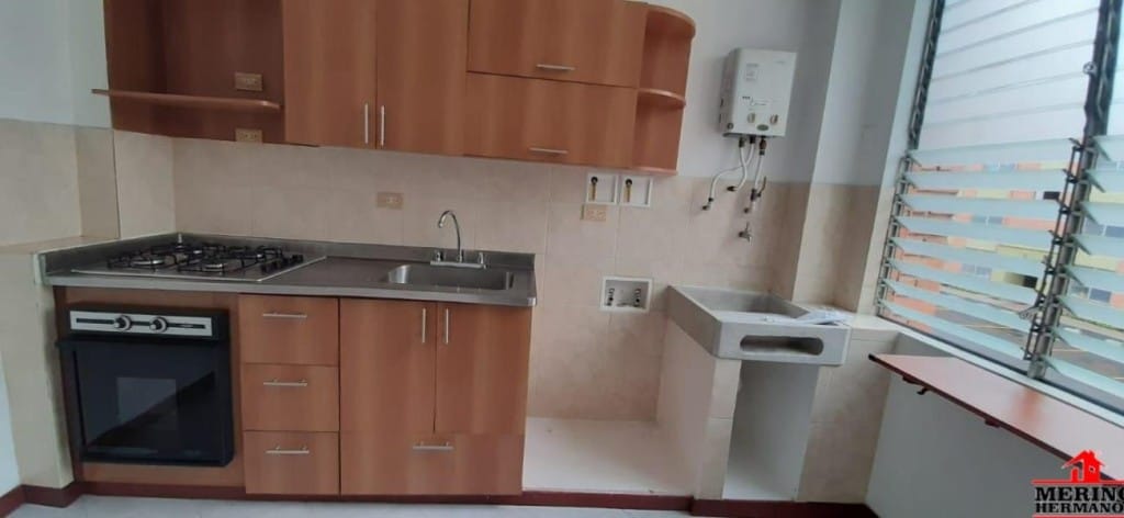Apartamento de 2 alcobas en arriendo en Las Palmas, Medellín, 52 m² · foto 8 de 14