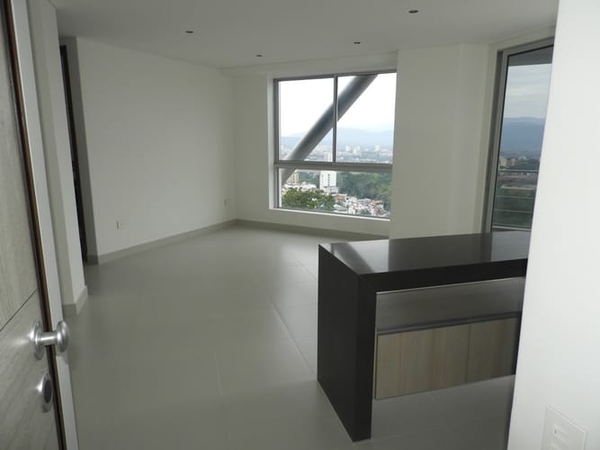 Apartamento de 3 alcobas en arriendo en Terrazas, Bucaramanga, 125 m² · foto 2 de 18