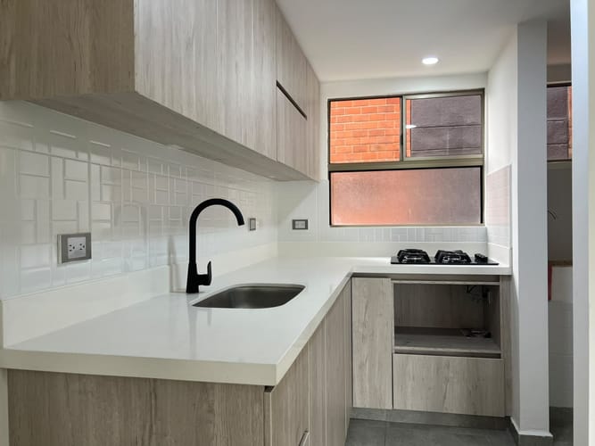 Apartamento de 3 alcobas en arriendo en Escobero, Envigado, 90 m² · foto 4 de 16