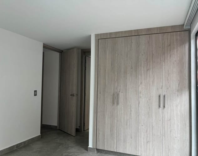 Apartamento de 3 alcobas en arriendo en Escobero, Envigado, 90 m² · foto 11 de 16