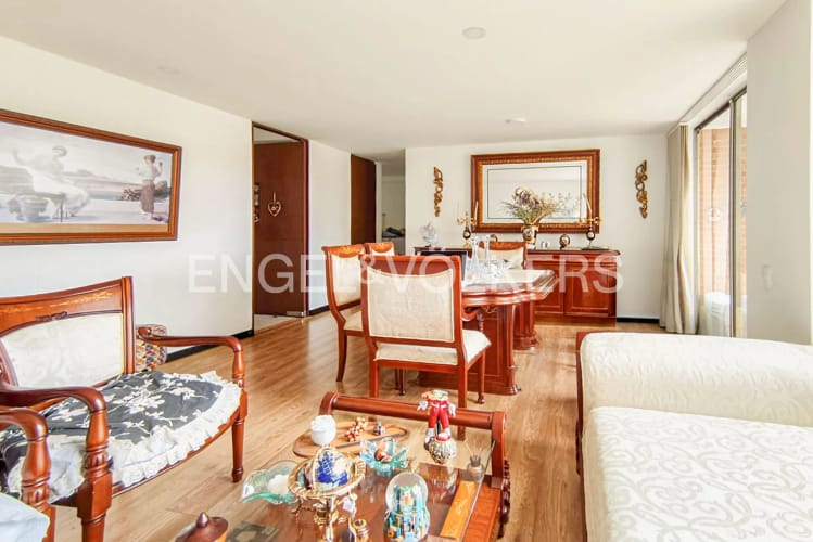Apartamento de 3 alcobas en venta en Colina Campestre, Bogotá, 96 m² · foto 2 de 19