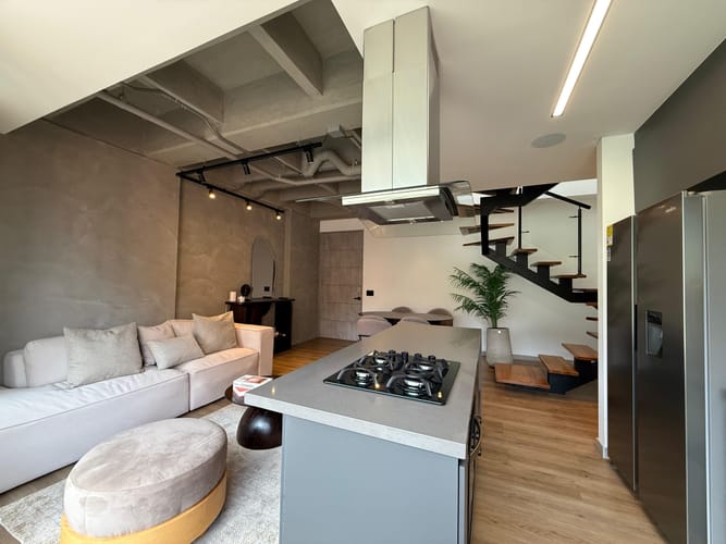 Apartamento de 2 alcobas en venta en Laureles, Medellín, 175 m² · foto 6 de 12