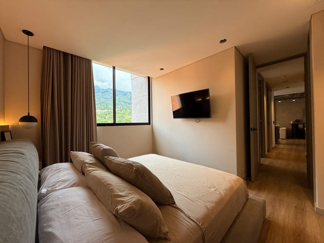 Apartamento de 2 alcobas en venta en Laureles, Medellín, 175 m² · foto 9 de 12