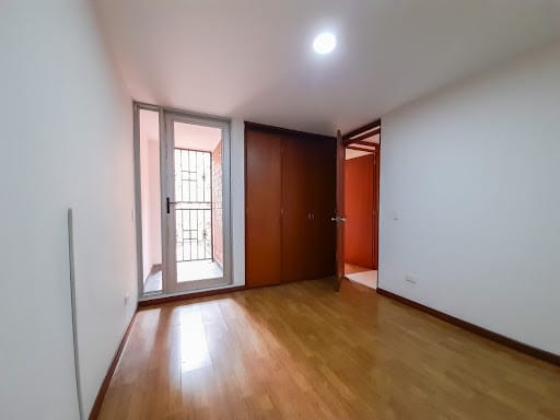 Apartamento de 3 alcobas en arriendo en Mayorca, Sabaneta, 86 m² · foto 3 de 10