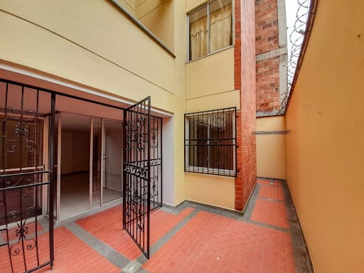 Apartamento de 3 alcobas en arriendo en Mayorca, Sabaneta, 86 m² · foto 9 de 10