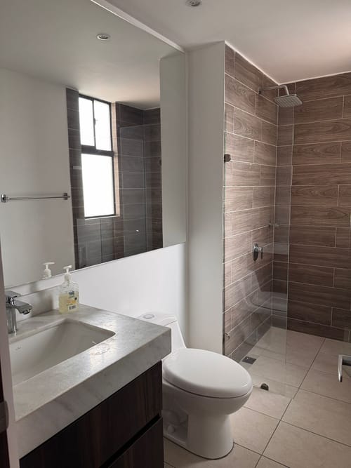 Apartamento de 2 alcobas en venta en La Felicidad, Bogotá, 110 m² · foto 15 de 16