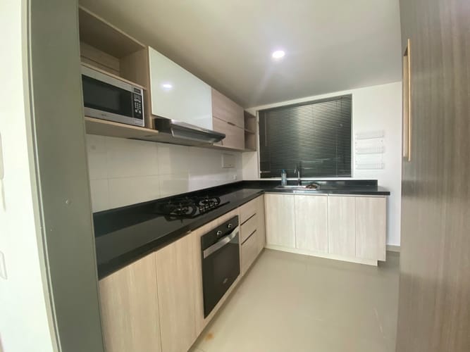 Apartamento de 4 alcobas en venta en La Boquilla, Cartagena, 104 m² · foto 7 de 16