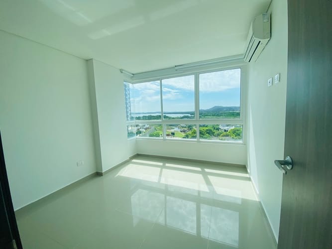 Apartamento de 4 alcobas en venta en La Boquilla, Cartagena, 104 m² · foto 13 de 16