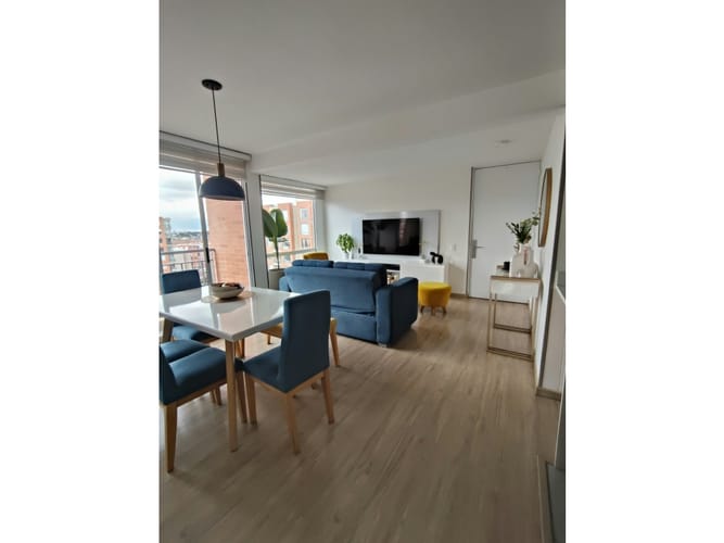 Apartamento de 3 alcobas en venta en Engativá, Bogotá, 73 m² · foto 6 de 24