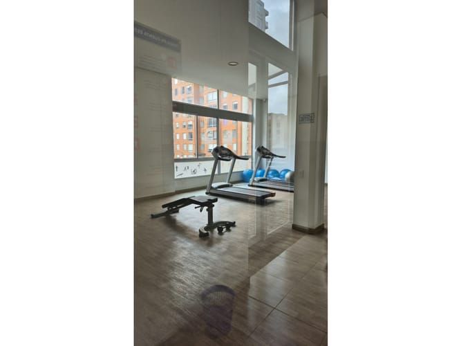 Apartamento de 3 alcobas en venta en Engativá, Bogotá, 73 m² · foto 23 de 24