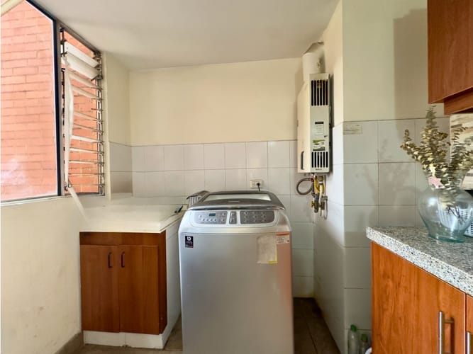 Apartamento de 3 alcobas en venta en Niza, Bogotá, 97 m² · foto 12 de 16