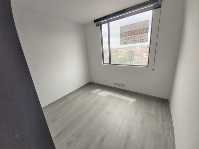 Apartamento de 2 alcobas en arriendo en Lago Timiza, Bogotá, 38 m² · foto 9 de 14