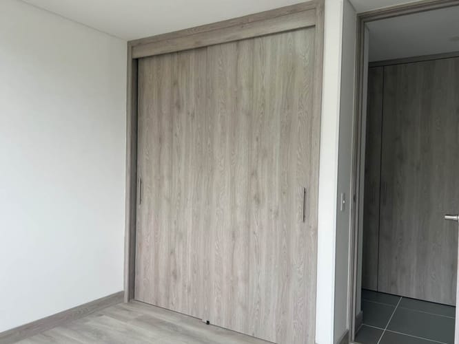 Apartamento de 3 alcobas en arriendo en El Diamante 2, Medellín, 95 m² · foto 8 de 18
