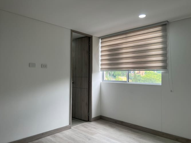 Apartamento de 3 alcobas en arriendo en El Diamante 2, Medellín, 95 m² · foto 9 de 18