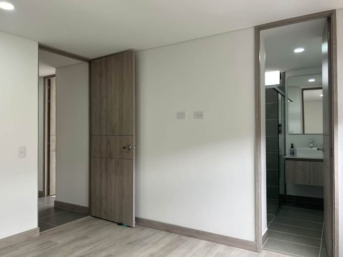 Apartamento de 3 alcobas en arriendo en El Diamante 2, Medellín, 95 m² · foto 16 de 18