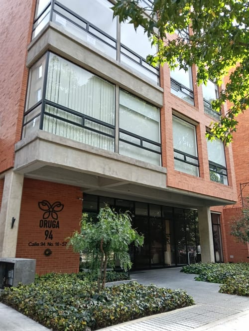 Apartamento de 1 alcoba en venta en Chico Norte, Bogotá, 18 m² · foto 1 de 20