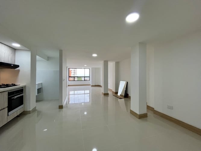 Apartaestudio en arriendo en Bellavista, Cali · foto 2 de 24