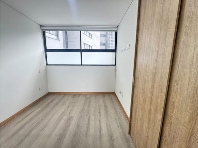 Apartamento de 3 alcobas en arriendo en Las Palmas, Medellín, 163 m² · foto 8 de 17