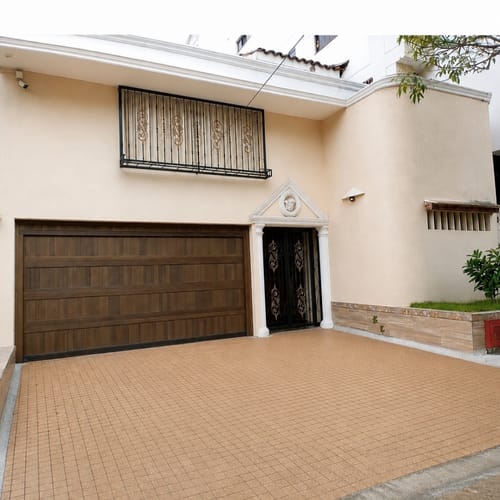 Casa de 5 alcobas en venta en Tejares Cristales, Cali, 300 m² · foto 1 de 14