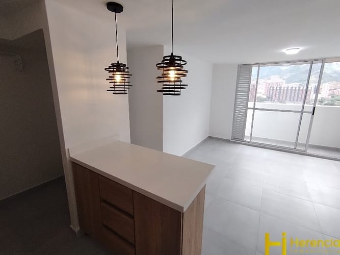 Apartamento de 3 alcobas en arriendo en Machado, Copacabana, 55 m² · foto 3 de 20