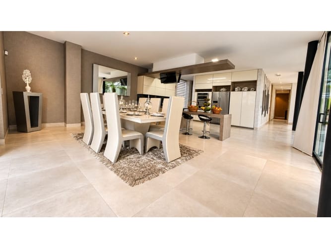 Casa de 5 alcobas en venta en Pance, Cali, 630 m² · foto 2 de 10