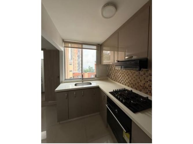 Apartamento de 3 alcobas en venta en Camino Real, Cali, 64 m² · foto 3 de 11
