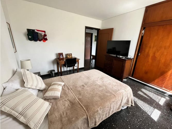 Apartamento de 3 alcobas en venta en Granada, Cali, 180 m² · foto 8 de 24