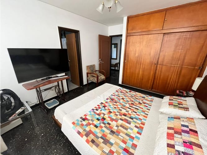 Apartamento de 3 alcobas en venta en Granada, Cali, 180 m² · foto 13 de 24