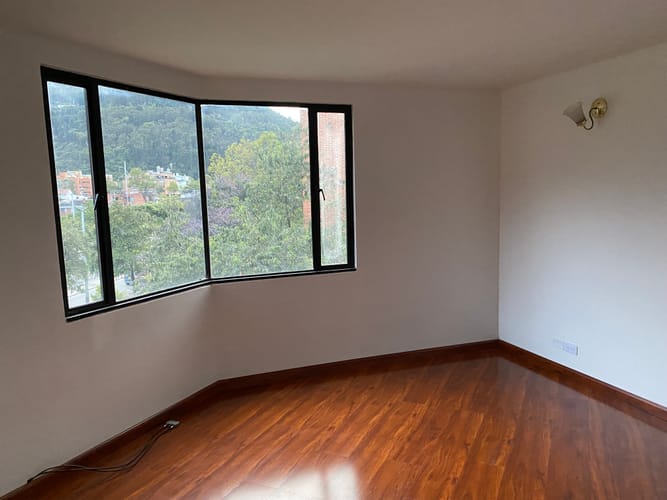 Apartamento de 3 alcobas en arriendo en Santa Ana, Bogotá, 138 m² · foto 9 de 14
