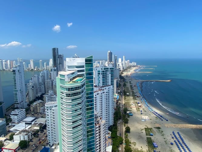 Apartamento de 2 alcobas en venta en Bocagrande, Cartagena, 97 m² · foto 5 de 24