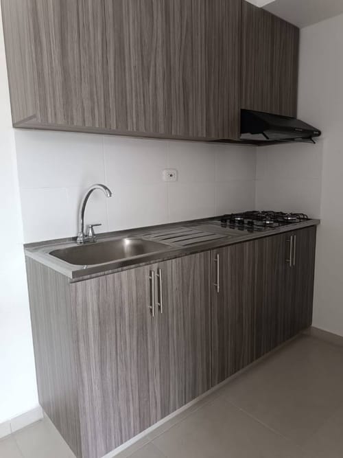 Apartamento de 2 alcobas en arriendo en Las Violetas Et. Iii, Dosquebradas, 45 m² · foto 3 de 11
